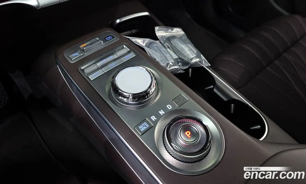 Genesis GV70 2021 2.5 автомат (гидро), фото 9