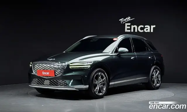 Genesis GV70 2022 0.1 автомат (гидро), миниатюра 1