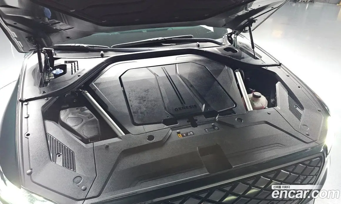Genesis GV70 2022 0.1 автомат (гидро), фото 6