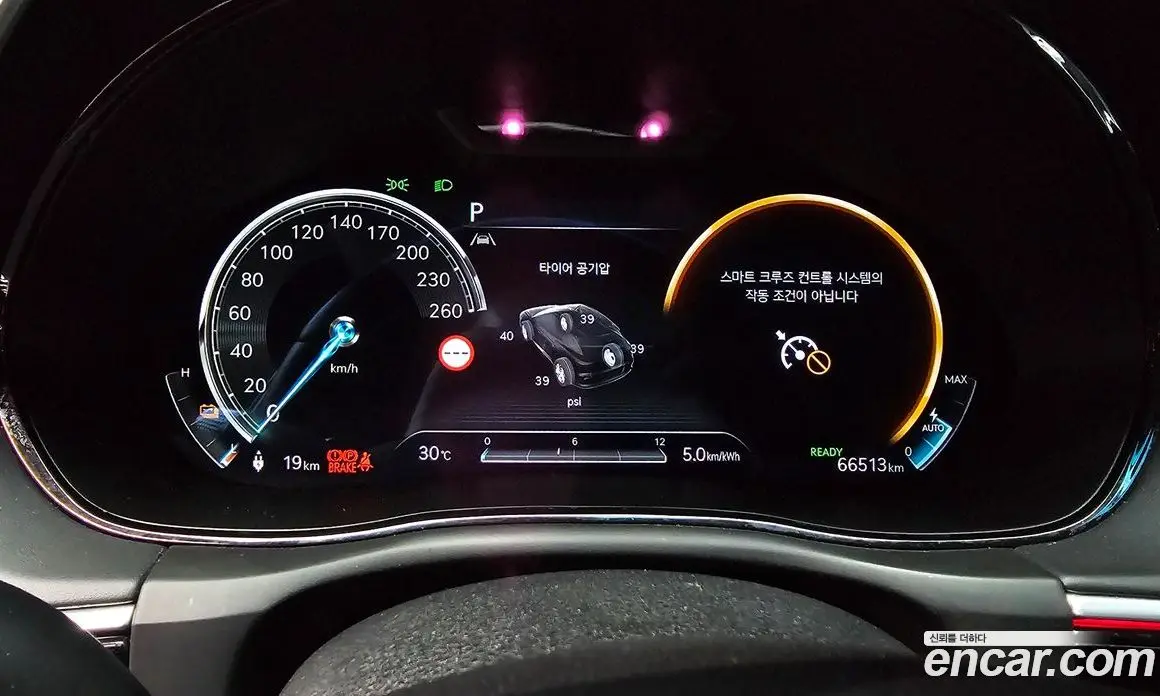 Genesis GV70 2022 0.1 автомат (гидро), фото 8