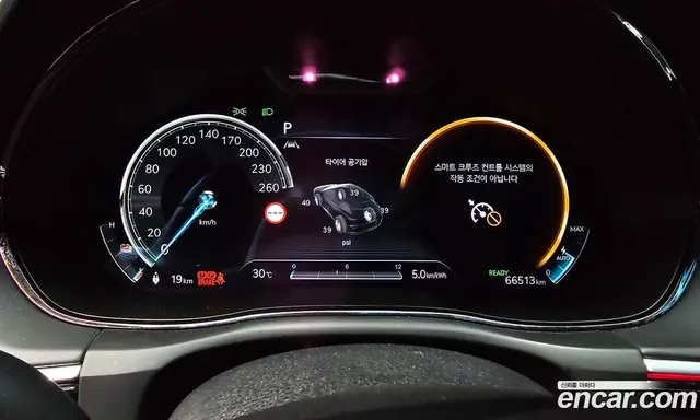 Genesis GV70 2022 0.1 автомат (гидро), миниатюра 8