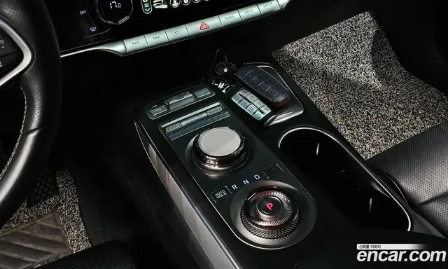 Genesis GV70 2022 0.1 автомат (гидро), миниатюра 9