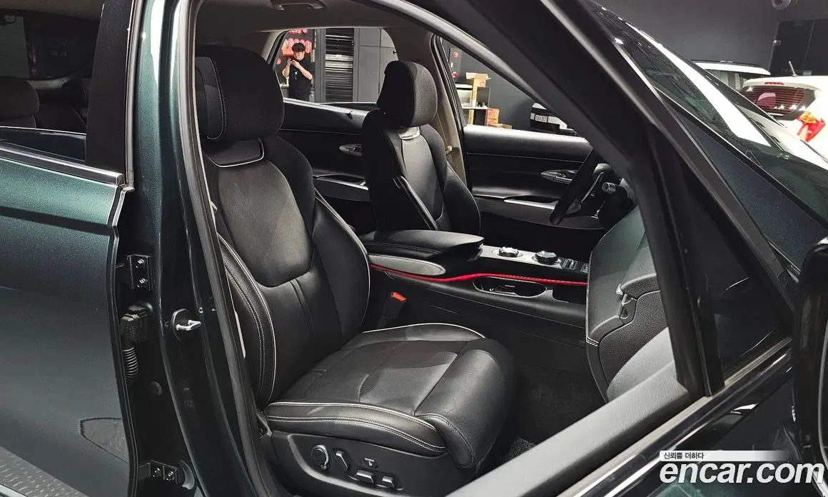 Genesis GV70 2022 0.1 автомат (гидро), фото 10