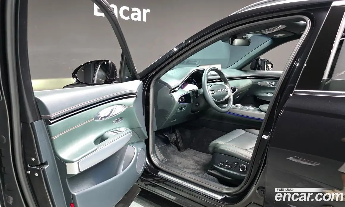 Genesis GV70 2023 2.5 автомат (гидро), фото 10