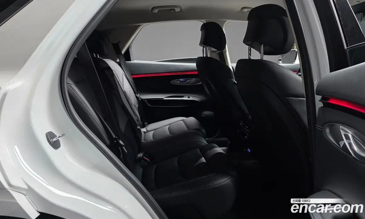 Genesis GV70 2025 2.5 автомат (гидро), фото 11