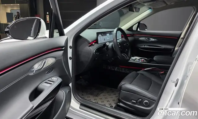 Genesis GV70 2025 2.5 автомат (гидро), миниатюра 10