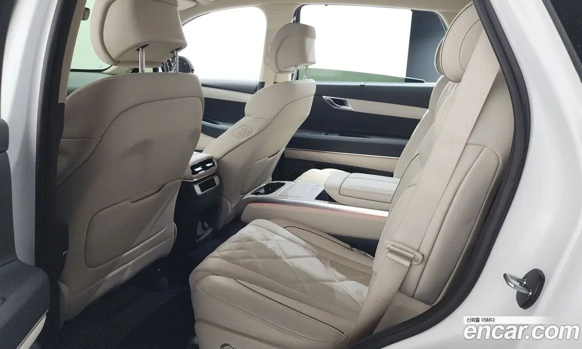 Genesis GV80 2025 2.5 автомат (гидро), фото 24