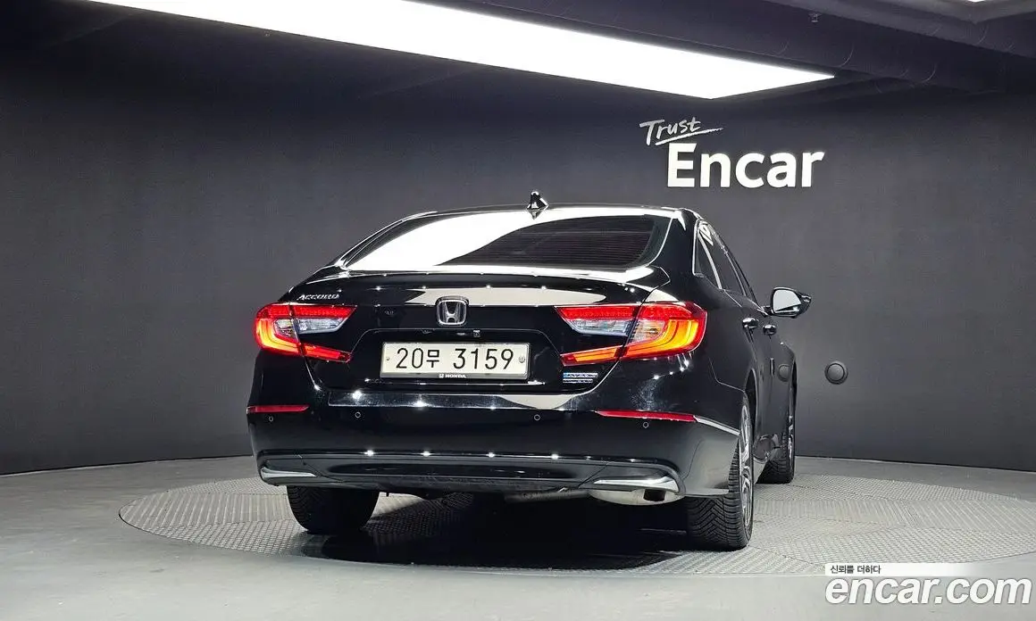 Honda Accord 2019 2.0 автомат (гидро), фото 4