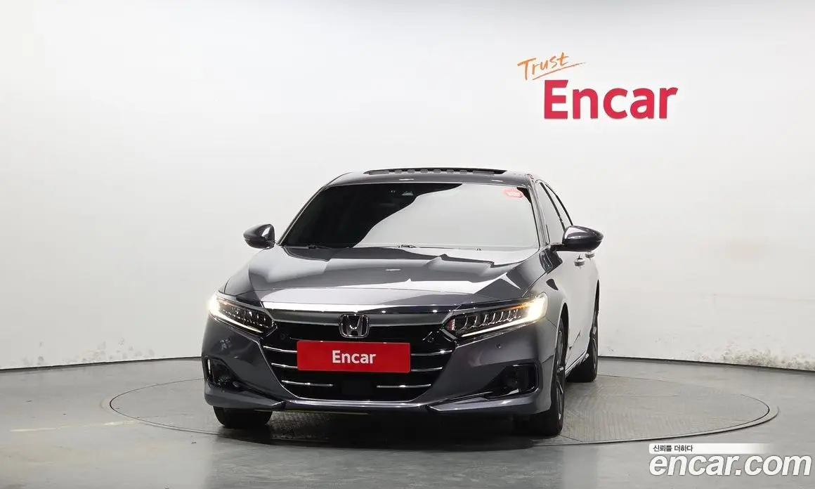 Honda Accord 2022 1.5 автомат (гидро), фото 3
