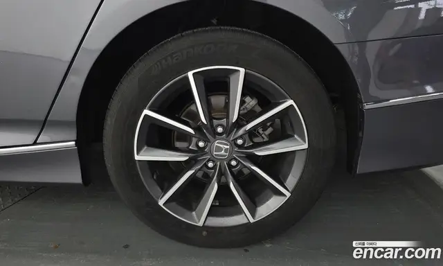 Honda Accord 2022 1.5 автомат (гидро), миниатюра 7