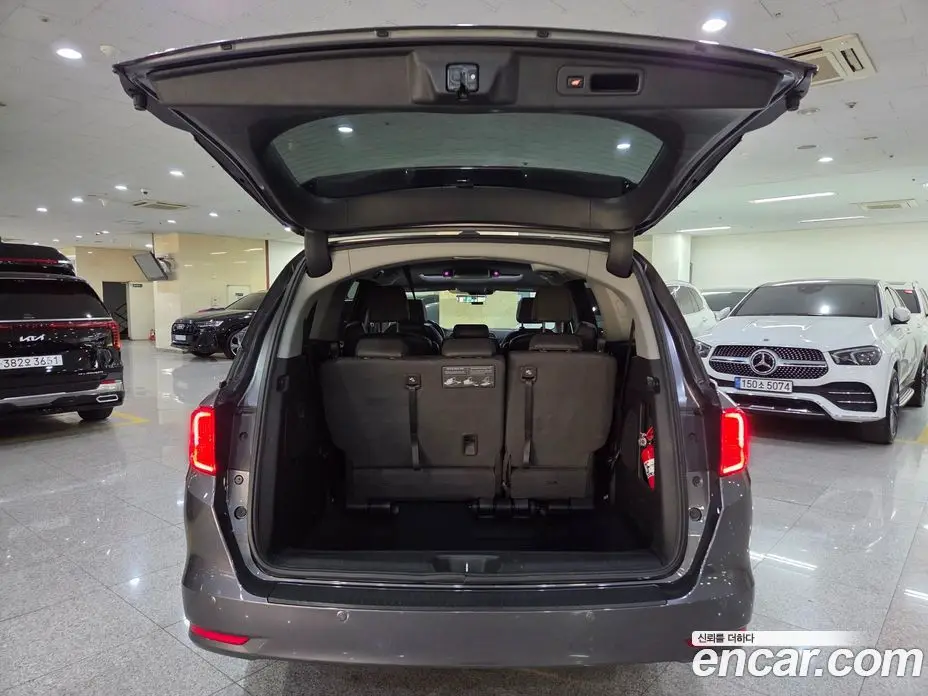 Honda Odyssey 2017 3.5 автомат (гидро), фото 19 Honda Odyssey 2017 3.5 автомат (гидро), фото 19