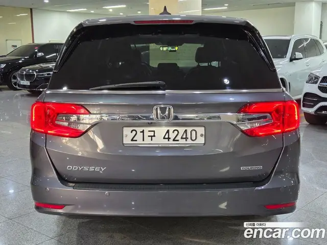 Honda Odyssey 2017 3.5 автомат (гидро), миниатюра 4 Honda Odyssey 2017 3.5 автомат (гидро), миниатюра 4