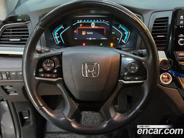 Honda Odyssey 2017 3.5 автомат (гидро), миниатюра 10 Honda Odyssey 2017 3.5 автомат (гидро), миниатюра 10