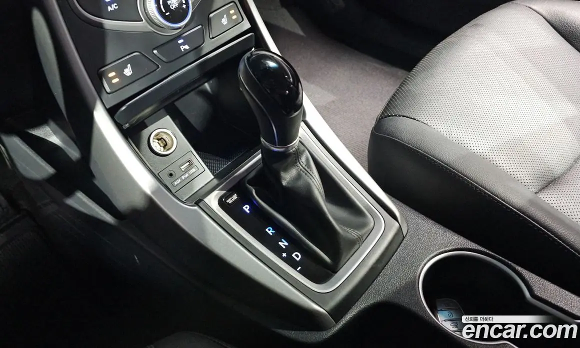 Hyundai Avante 2015 1.6 автомат (гидро), фото 12