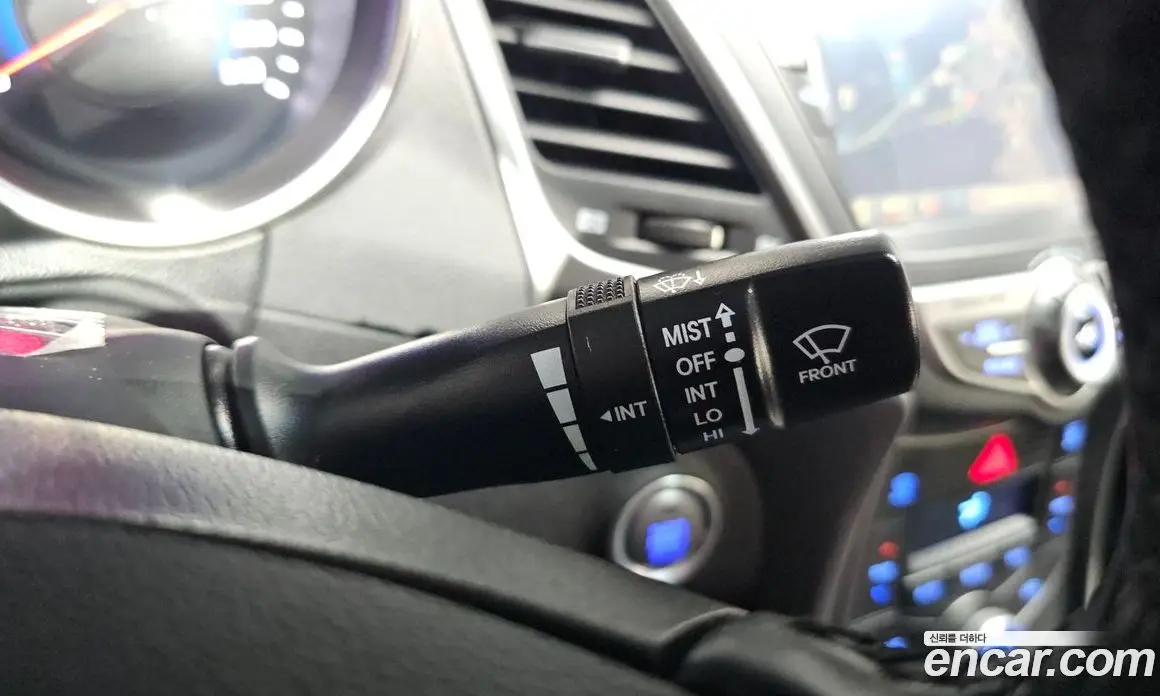 Hyundai Avante 2015 1.6 автомат (гидро), фото 27
