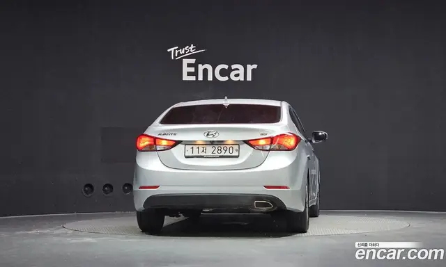 Hyundai Avante 2015 1.6 автомат (гидро), миниатюра 4