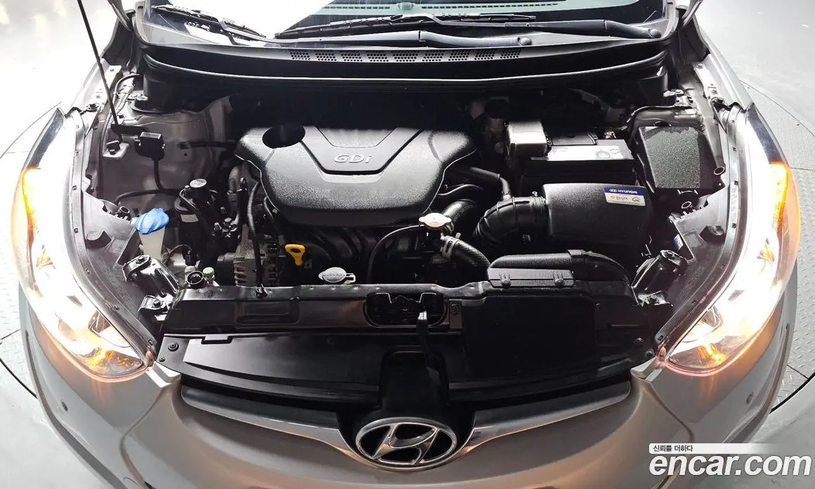 Hyundai Avante 2015 1.6 автомат (гидро), фото 6