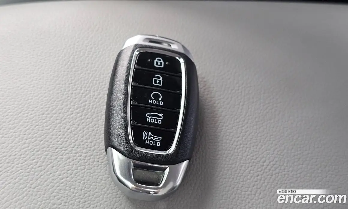 Hyundai Avante 2021 1.6 автомат (гидро), фото 27