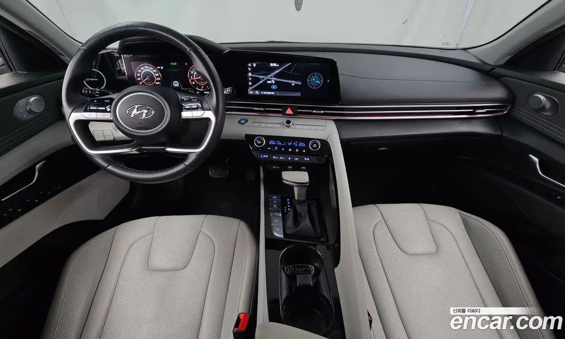 Hyundai Avante 2021 1.6 автомат (гидро), фото 10