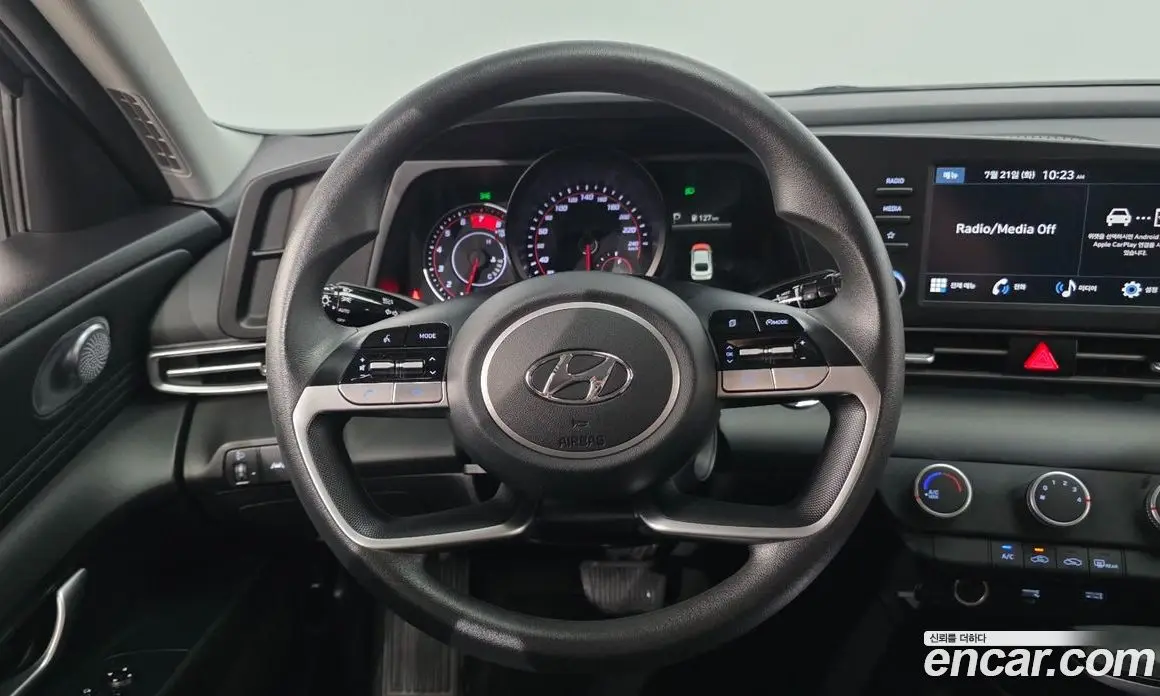 Hyundai Avante 2022 1.6 автомат (гидро), фото 18