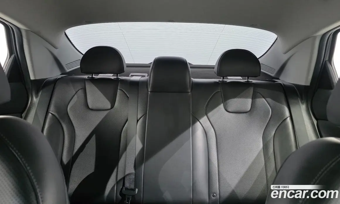 Hyundai Avante 2022 1.6 автомат (гидро), фото 29