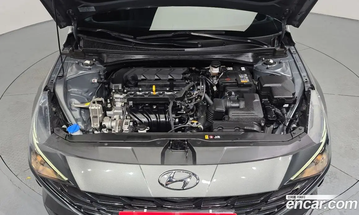 Hyundai Avante 2022 1.6 автомат (гидро), фото 6