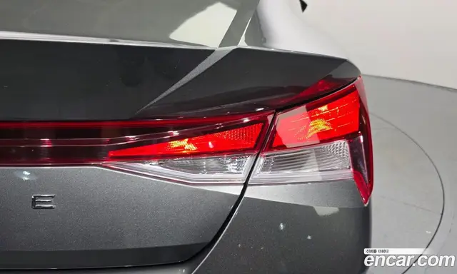 Hyundai Avante 2022 1.6 автомат (гидро), миниатюра 9