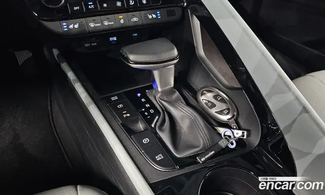 Hyundai Avante 2023 1.6 автомат (гидро), миниатюра 11