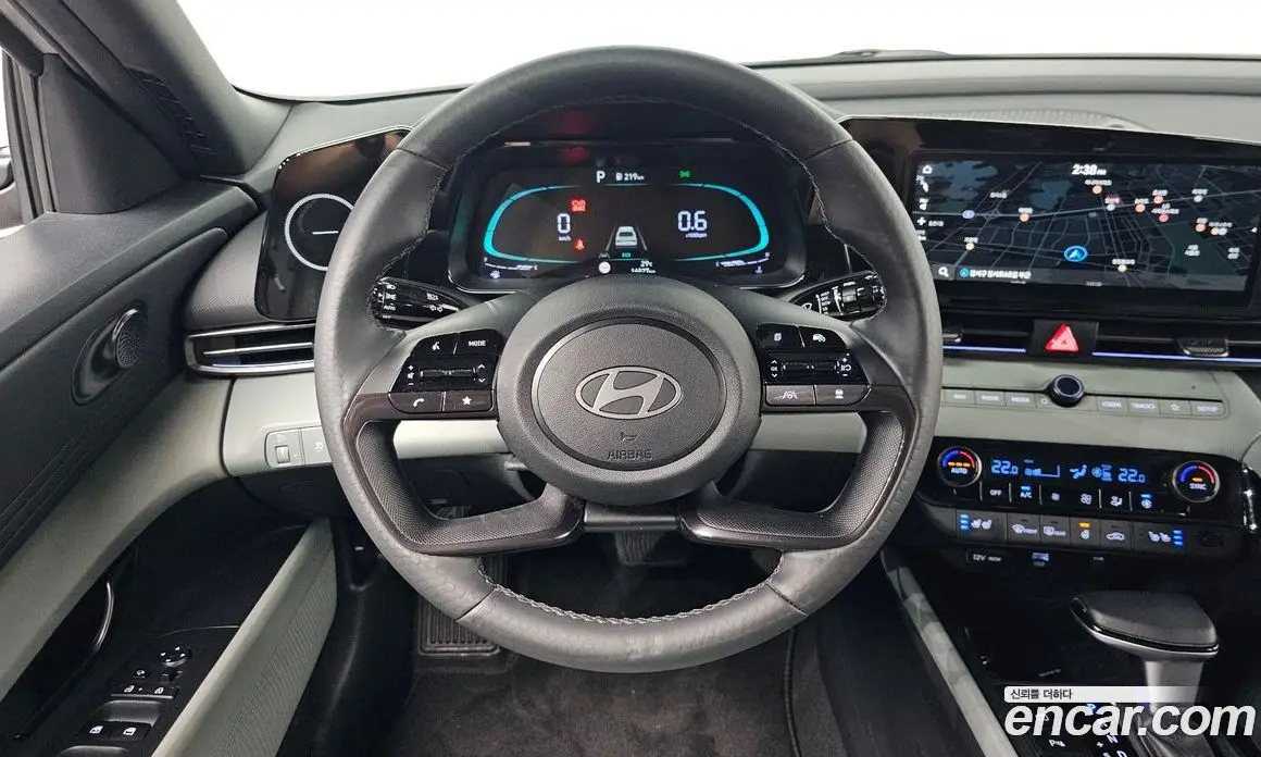 Hyundai Avante 2023 1.6 автомат (гидро), фото 18