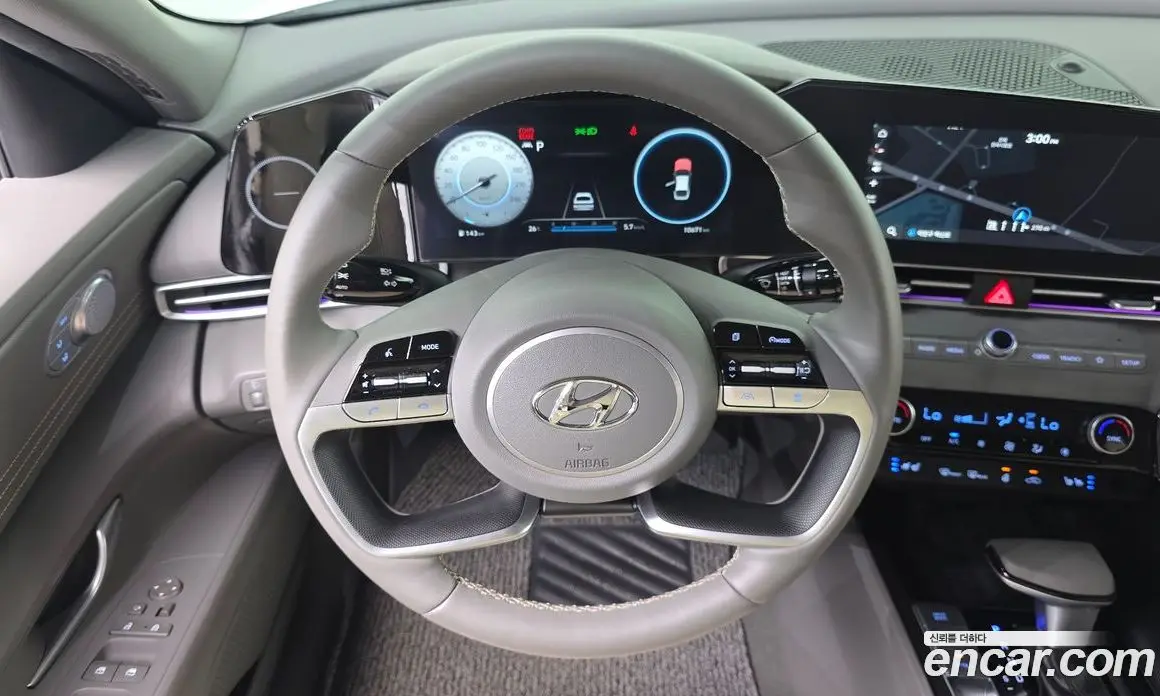 Hyundai Avante 2023 1.6 автомат (гидро), фото 19