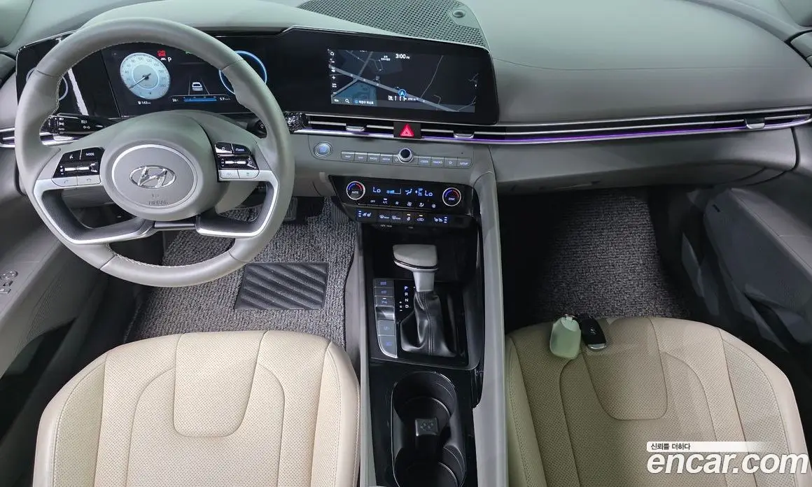 Hyundai Avante 2023 1.6 автомат (гидро), фото 10
