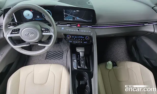 Hyundai Avante 2023 1.6 автомат (гидро), миниатюра 10