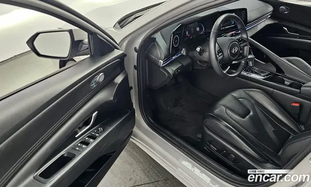 Hyundai Avante 2024 1.6 автомат (гидро), миниатюра 10