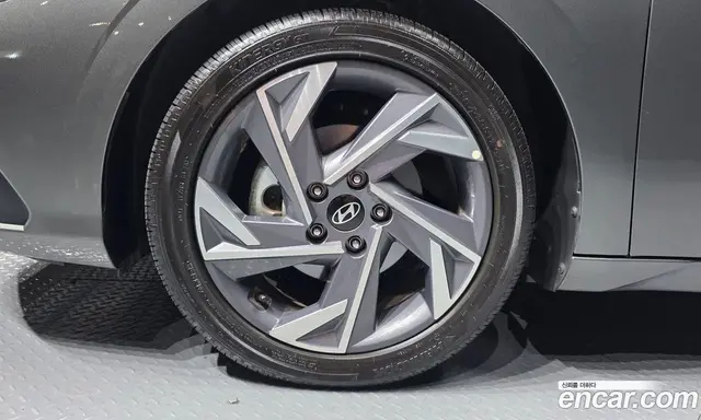 Hyundai Avante 2025 1.6 автомат (гидро), миниатюра 5