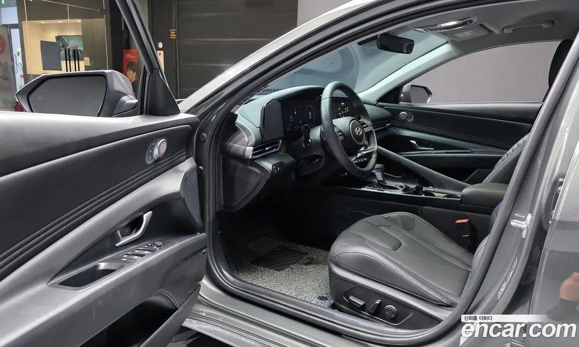 Hyundai Avante 2025 1.6 автомат (гидро), фото 10