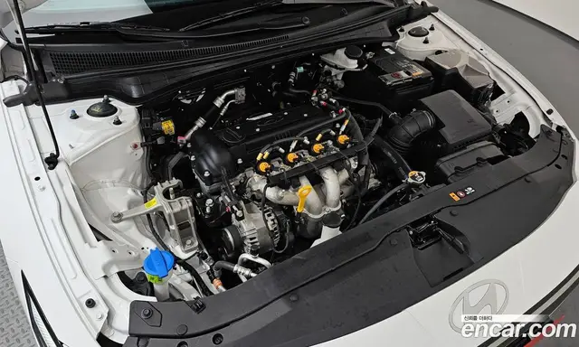 Hyundai Avante 2026 1.6 автомат (гидро), миниатюра 6
