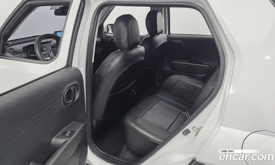 Hyundai Casper 2023 1.0 автомат (гидро), фото 18