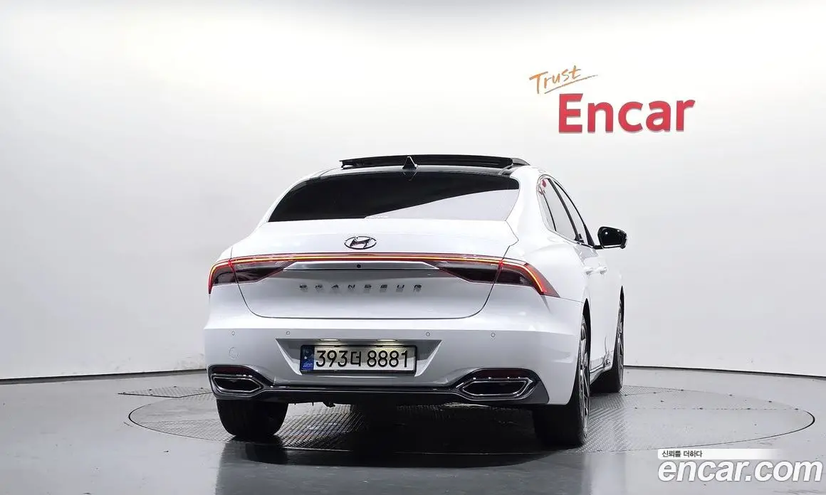 Hyundai Grandeur 2022 2.5 автомат (гидро), фото 4