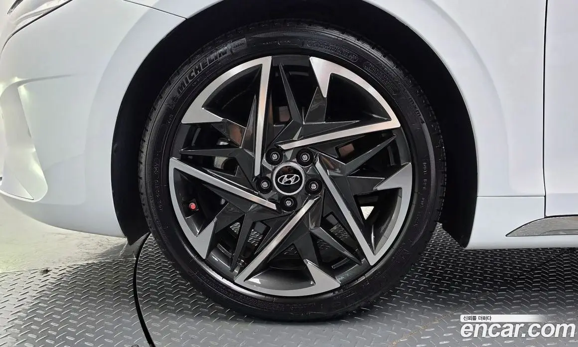Hyundai Grandeur 2022 2.5 автомат (гидро), фото 5
