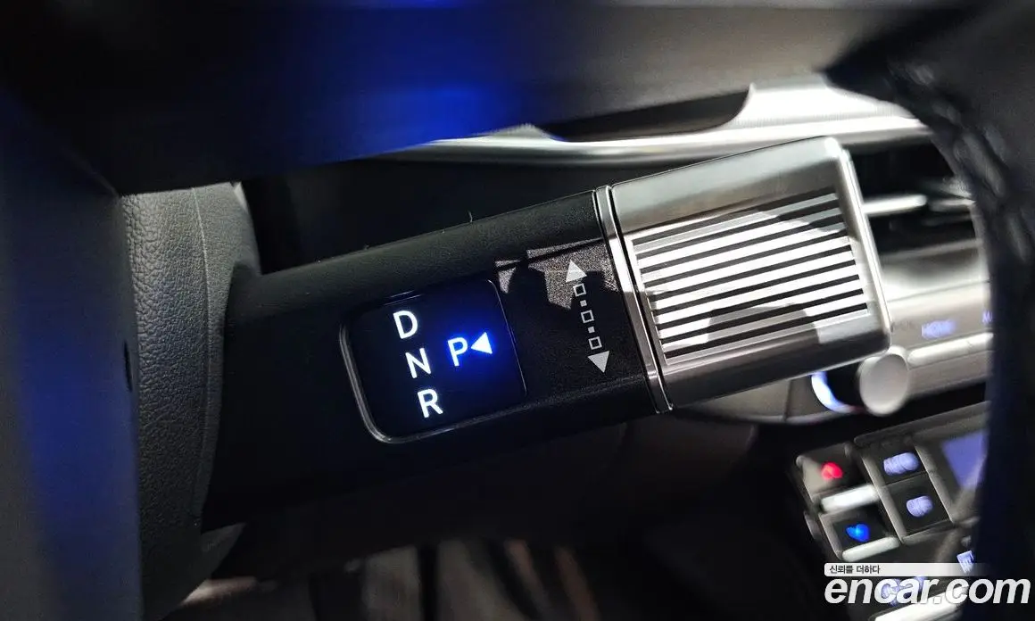 Hyundai Grandeur 2023 2.5 автомат (гидро), фото 12