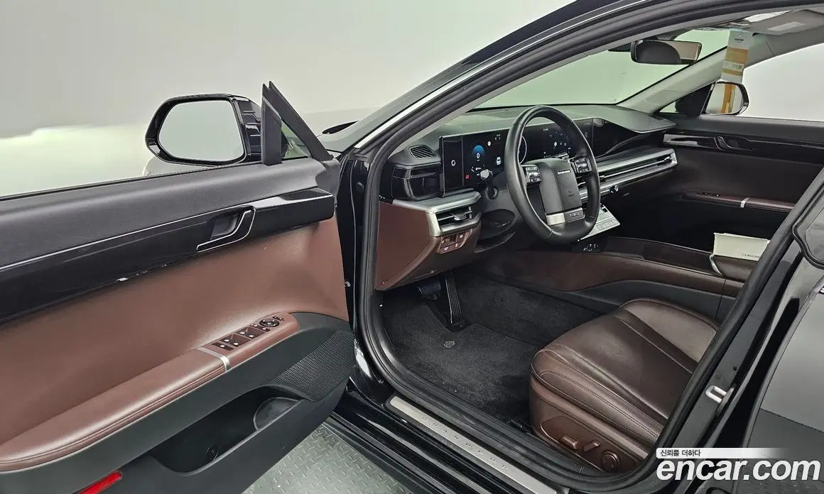 Hyundai Grandeur 2023 2.5 автомат (гидро), фото 13