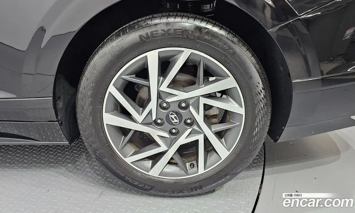 Hyundai Grandeur 2023 2.5 автомат (гидро), фото 7