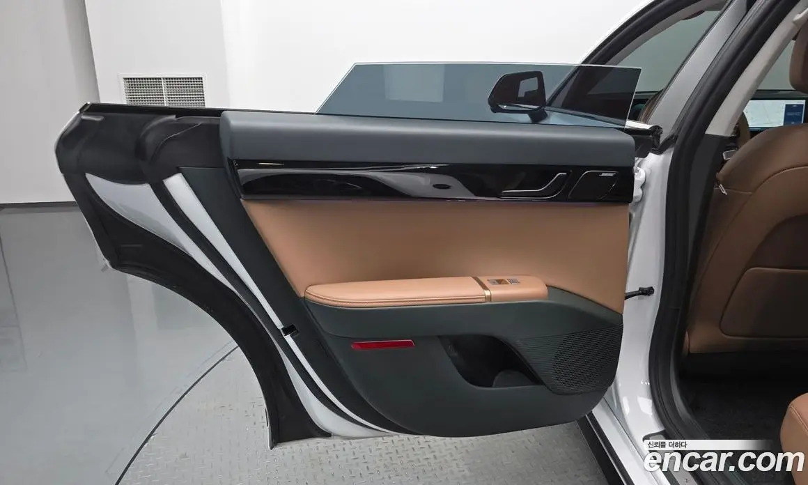 Hyundai Grandeur 2024 1.6 автомат (гидро), фото 14