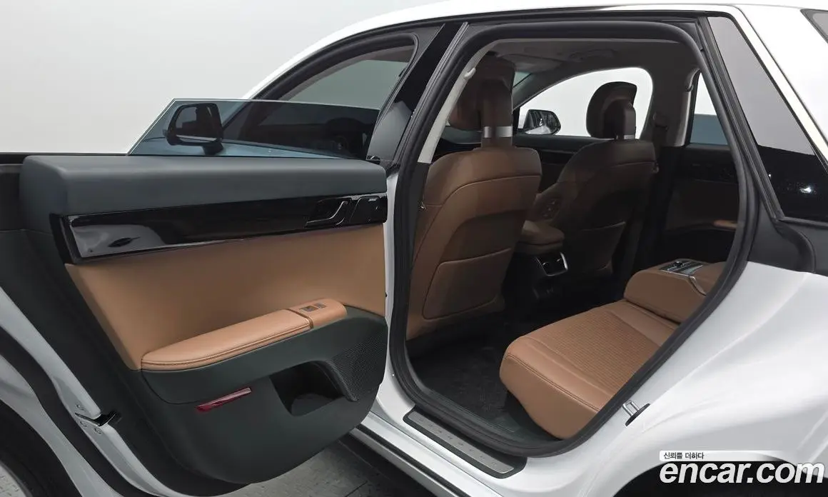 Hyundai Grandeur 2024 1.6 автомат (гидро), фото 15