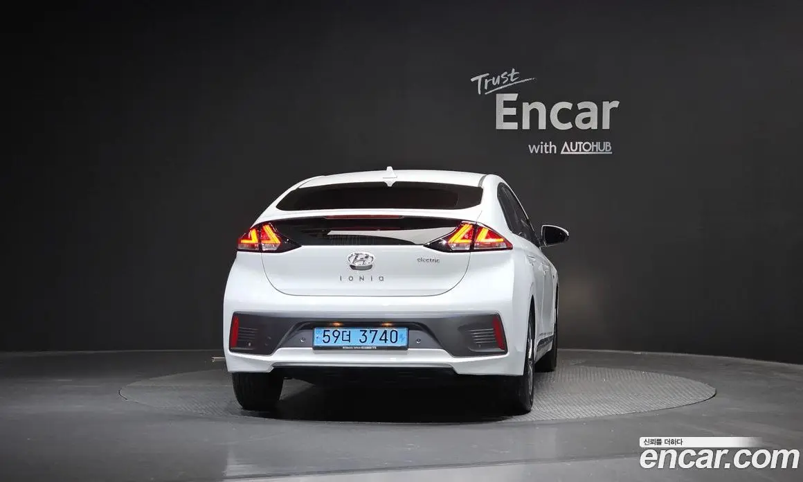 Hyundai Ioniq 2020 0.1 автомат (гидро), фото 3