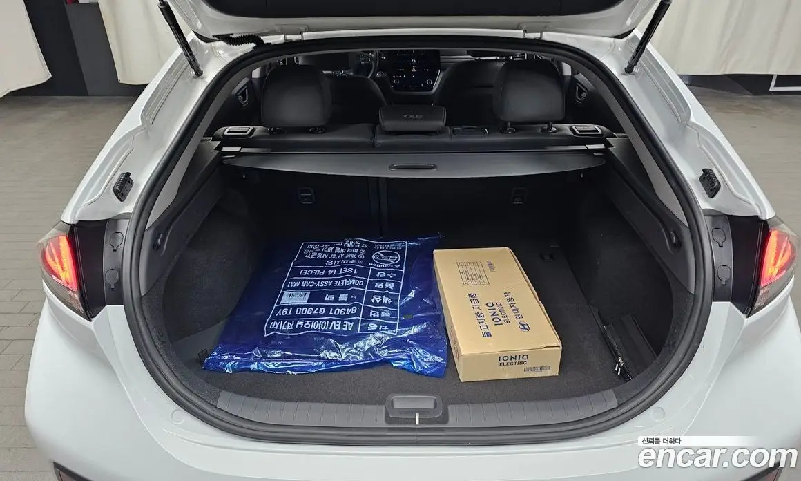 Hyundai Ioniq 2020 0.1 автомат (гидро), фото 22