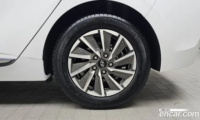 Hyundai Ioniq 2020 0.1 автомат (гидро), миниатюра 6