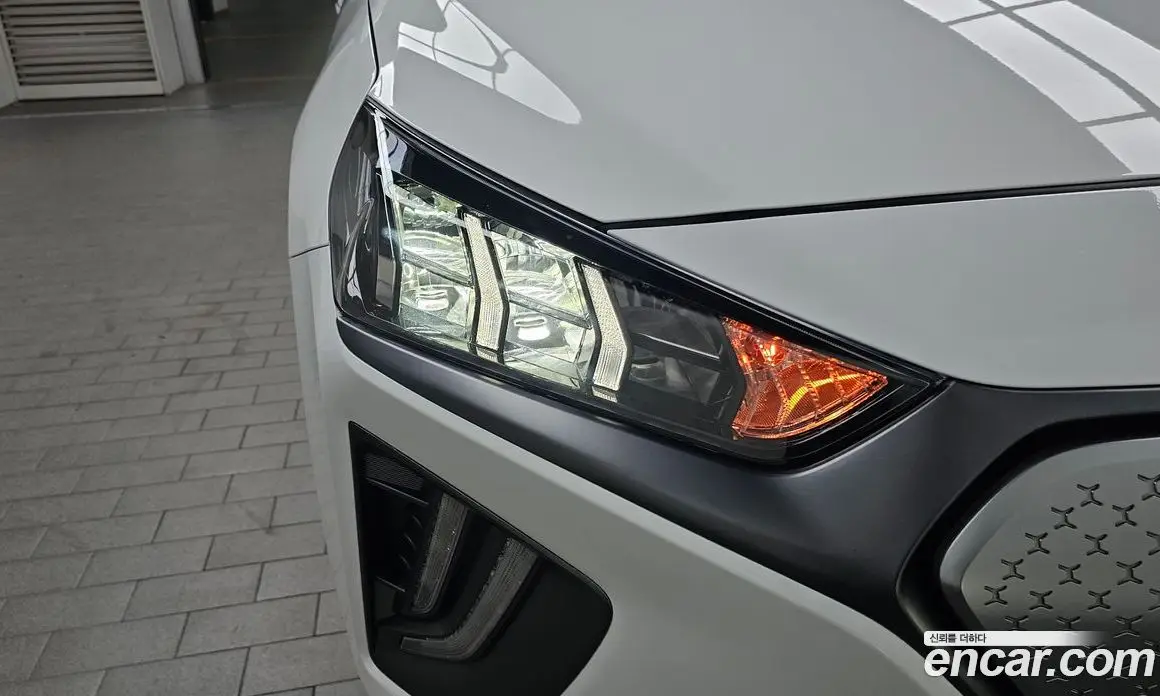 Hyundai Ioniq 2020 0.1 автомат (гидро), фото 7