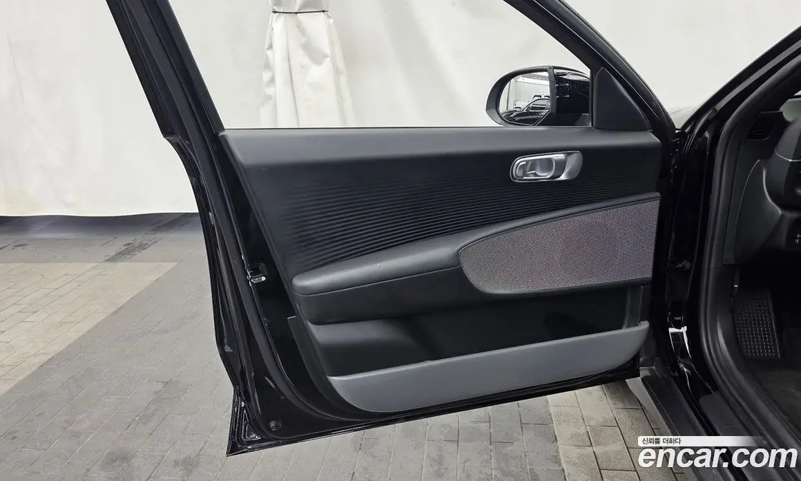 Hyundai Ioniq 6 2023 0.1 автомат (гидро), фото 14