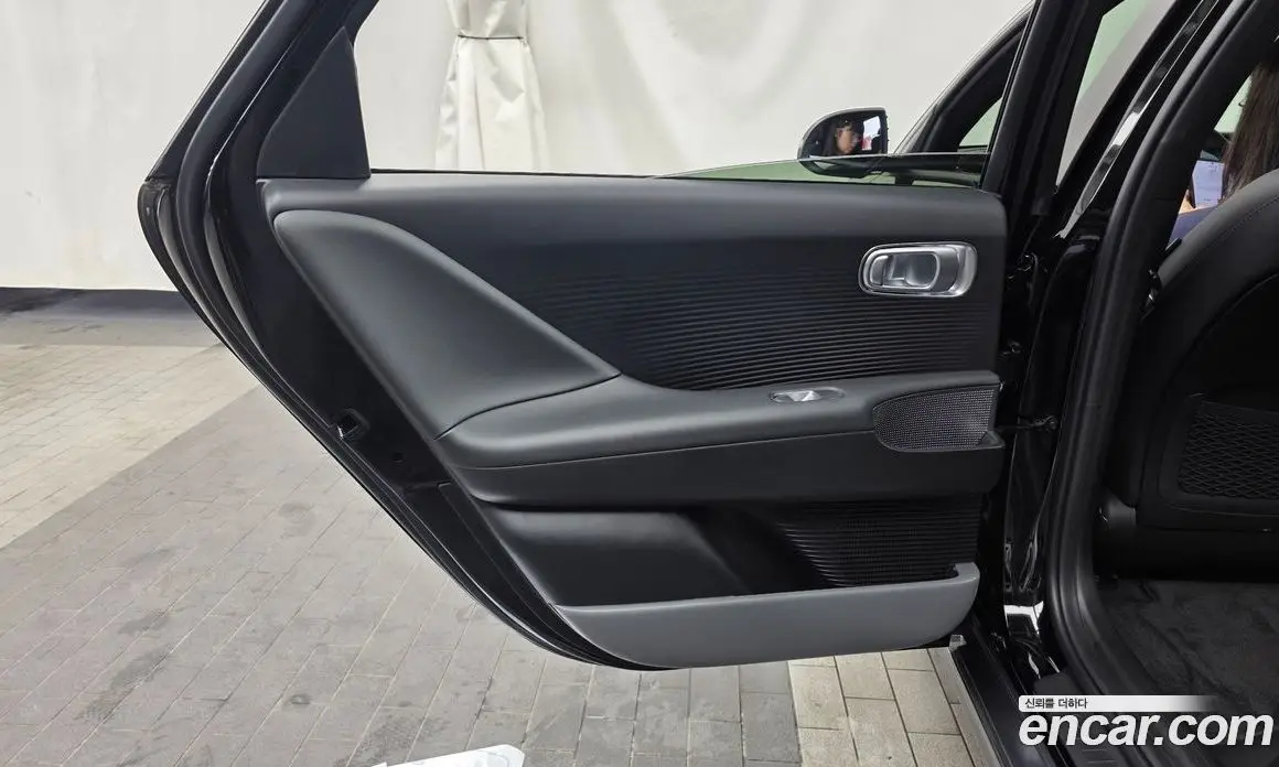 Hyundai Ioniq 6 2023 0.1 автомат (гидро), фото 15